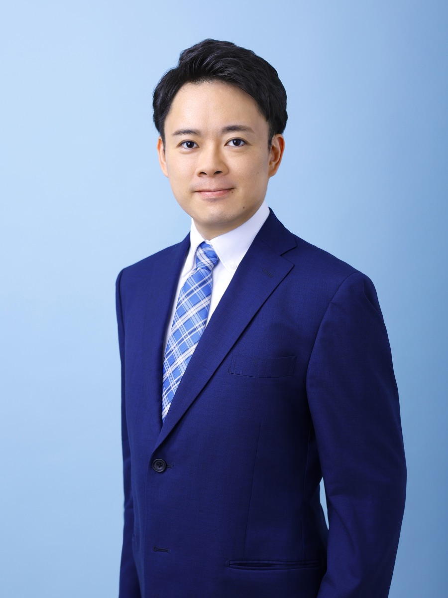 国語・小論文講師 菊池秀策先生